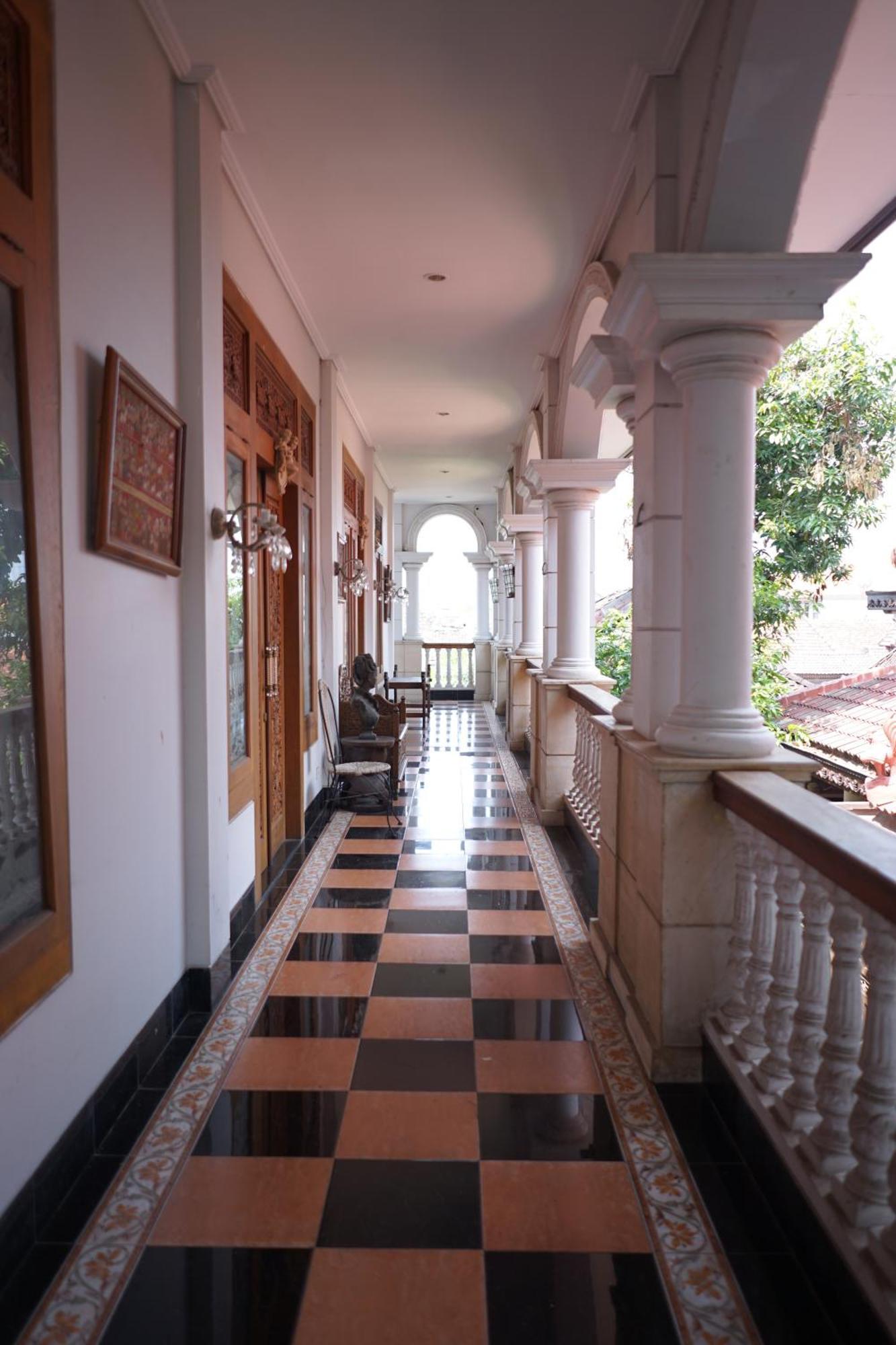 Rumah Pesik Art Heritage Gondowulung Экстерьер фото