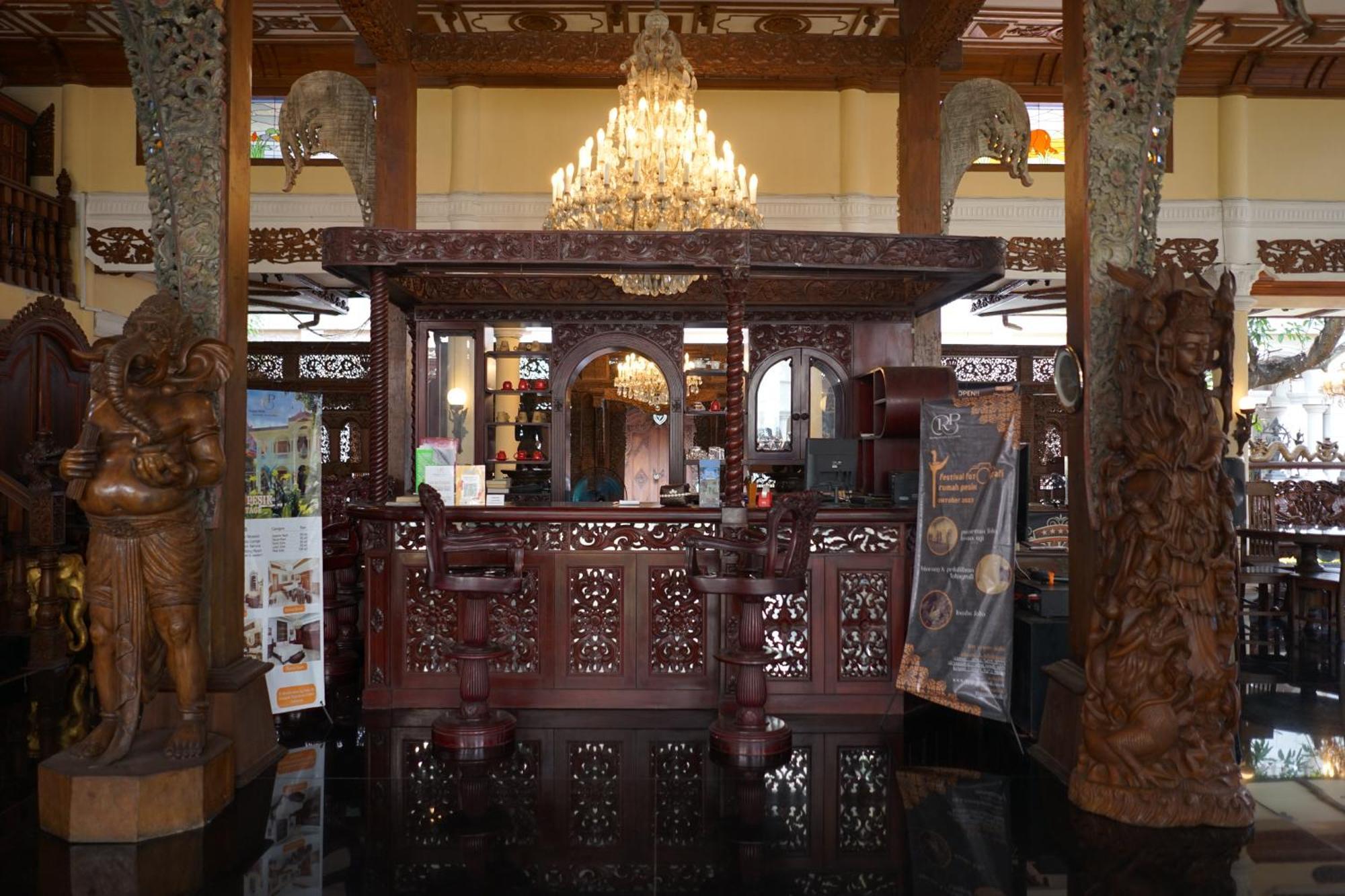 Rumah Pesik Art Heritage Gondowulung Экстерьер фото